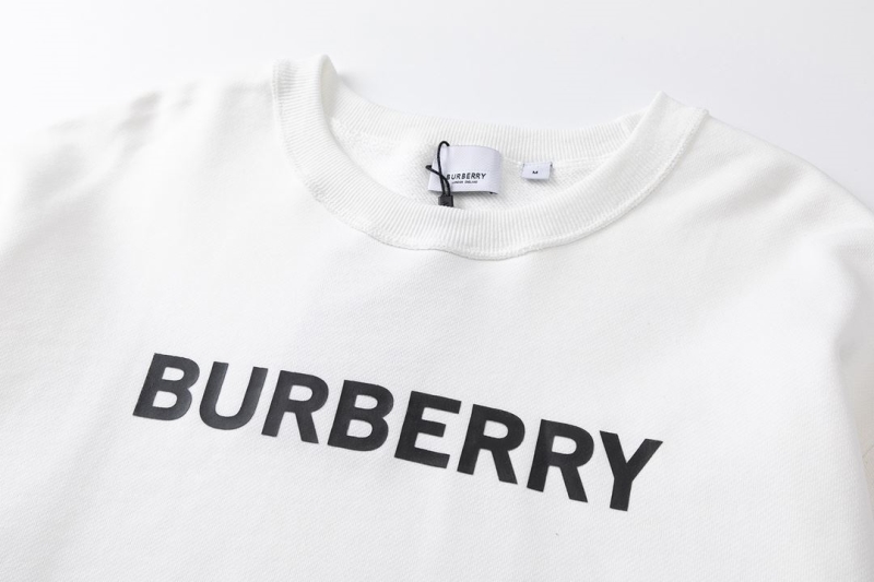 Burberry Sweaters